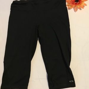Champion Tights Medium Workout/Exercise Capri